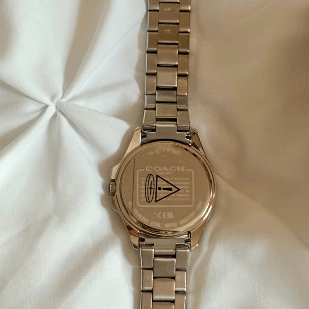 Coach Pink Dial Silver Bracelet Watch